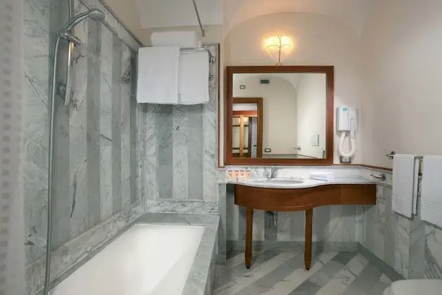 Süit, Balkon, Deniz Manzaralı