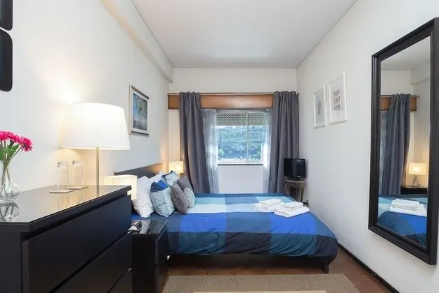 Apart Daire, 2 Yatak Odası, Nehir Manzaralı