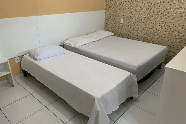 Üç Kişilik Oda, Birden Çok Yatak