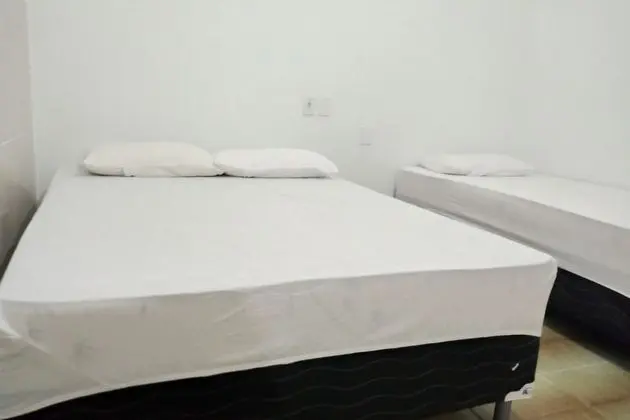 Üç Kişilik Oda, Birden Çok Yatak