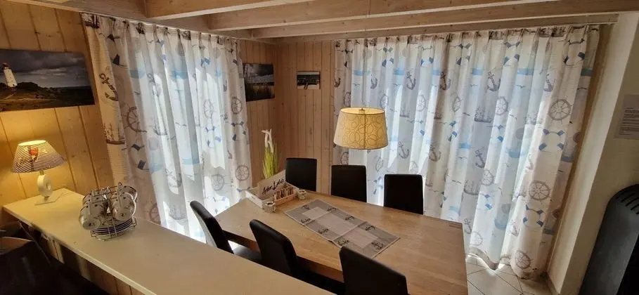 Ev, Özel Banyo, Deniz Manzaralı