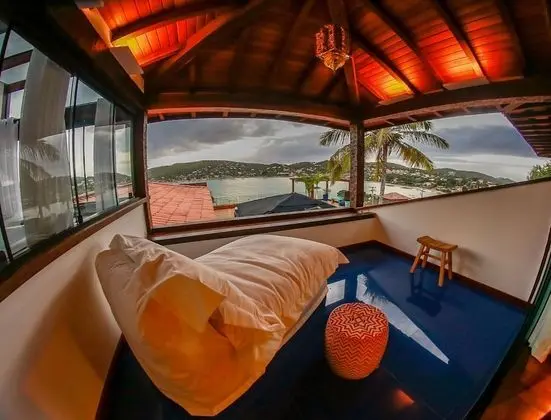 Suite Master, Sea View