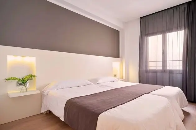 Tek Büyük Yataklı Oda (interior)