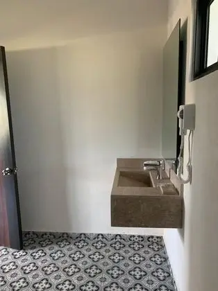 Junior Tek Büyük Yataklı Oda