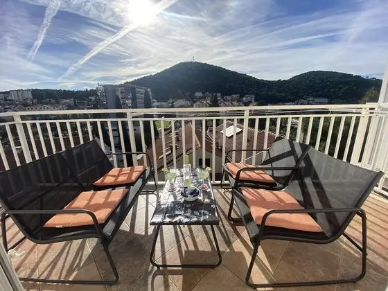 Apart Daire, 2 Yatak Odası, Balkon