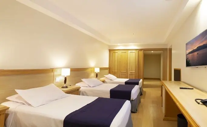 Deluxe Üç Kişilik Oda