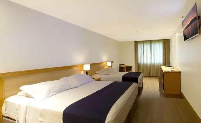 Deluxe Üç Kişilik Oda