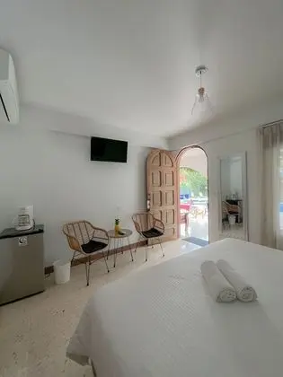 Standard Tek Büyük Yataklı Oda