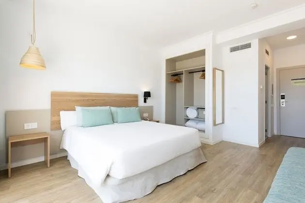 Tek Büyük Yataklı Oda, Balkon