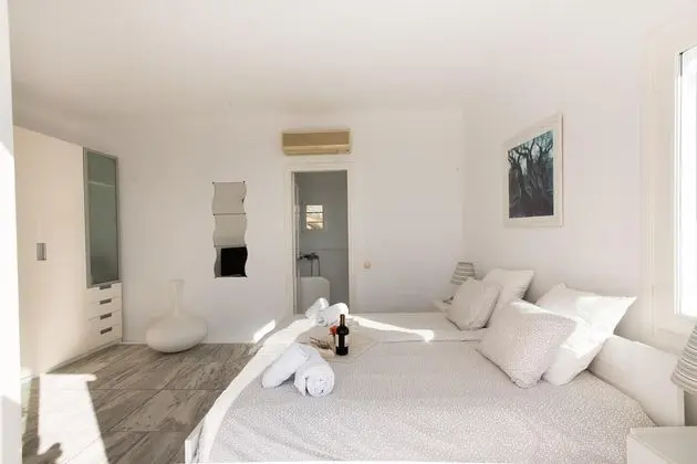 Grand Villa