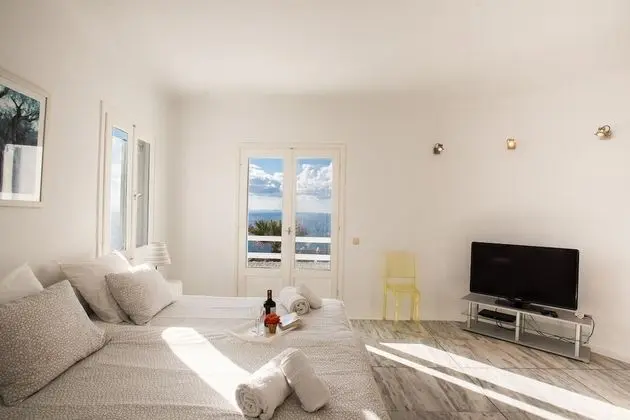 Grand Villa