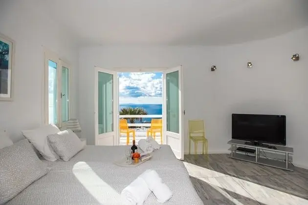 Grand Villa