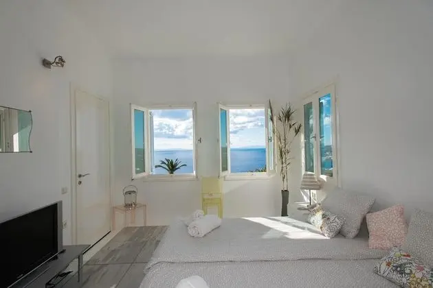 Grand Villa