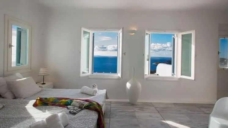 Grand Villa