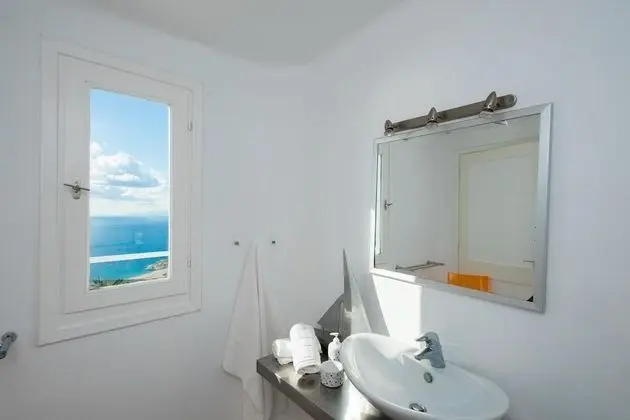 Grand Villa
