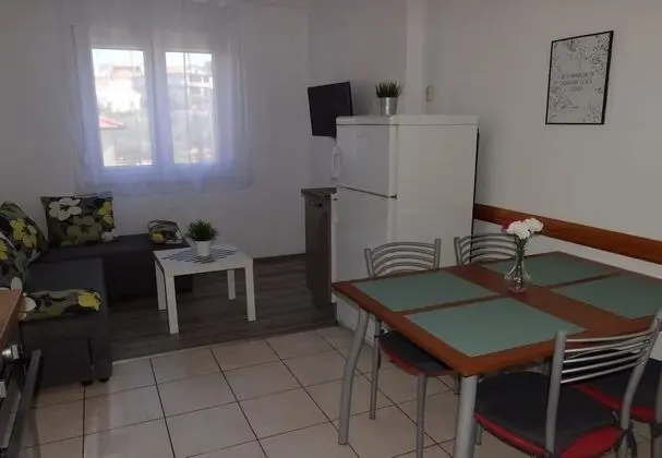 Apart Daire (Mara - 70m from the sea - A2(4+1))