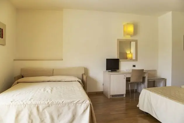 Superior Üç Kişilik Oda (Le Sale)