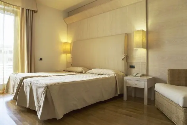 Superior Üç Kişilik Oda (Le Sale)