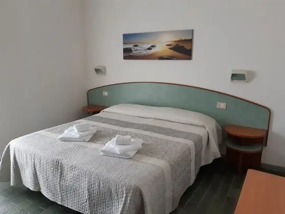 Standard Tek Büyük veya İki Ayrı Yataklı Oda
