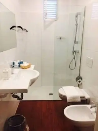 Classic Tek Büyük veya İki Ayrı Yataklı Oda