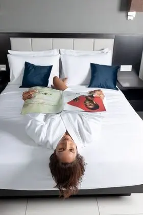 Deluxe Oda, 1 Büyük (Queen) Boy Yatak