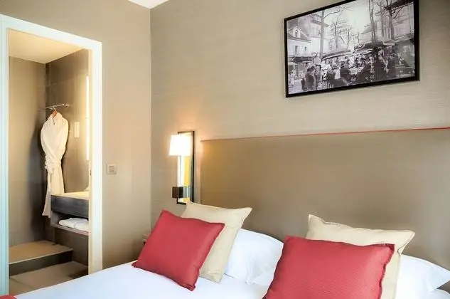 Tek Büyük Yataklı Oda, 2 Yatak Odası (2 adjacent double rooms)