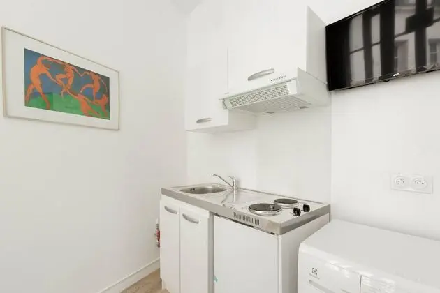 Classic Apart Daire, Banyolu/Duşlu, Avlu Manzaralı (Champs Elysées)