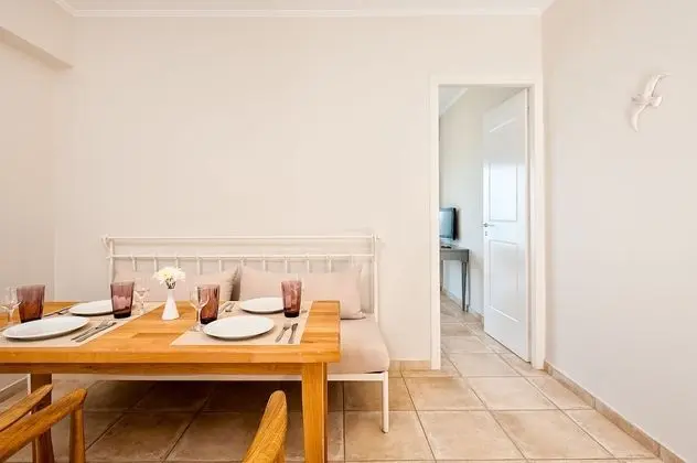 Apart Daire, 2 Yatak Odası, Denize Sıfır