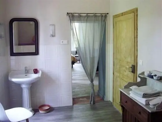 Premium Tek Büyük Yataklı Oda, Banyolu/Duşlu, Park Manzaralı
