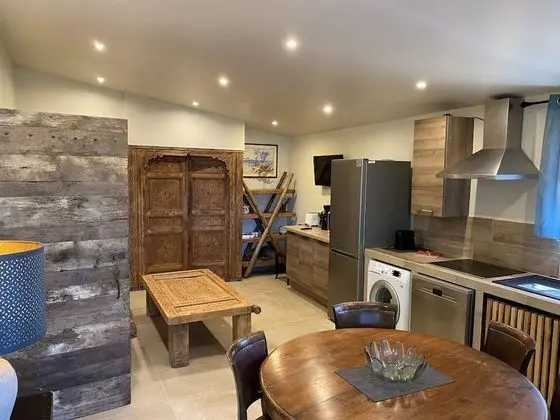 Villa, 2 Yatak Odası, Koy Manzaralı, Havuz Kenarı