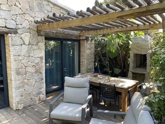 Villa, 2 Yatak Odası, Koy Manzaralı, Havuz Kenarı