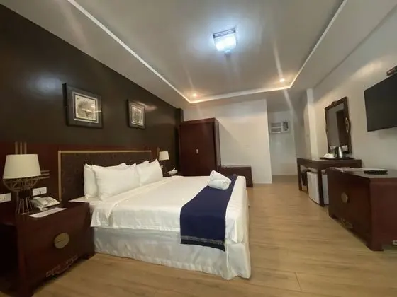 Premium Oda, 1 En Büyük (King) Boy Yatak, Küvet