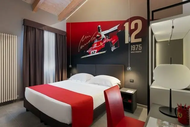 Deluxe Büyük Yataklı Tek Kişilik Oda