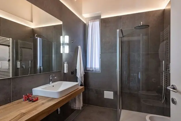 Deluxe Büyük Yataklı Tek Kişilik Oda