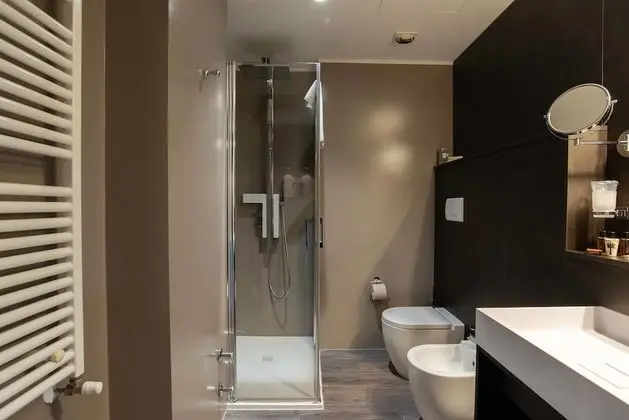 Standard Büyük Yataklı Tek Kişilik Oda