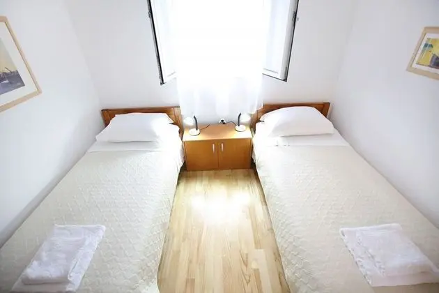 Villa, Sigara İçilebilir