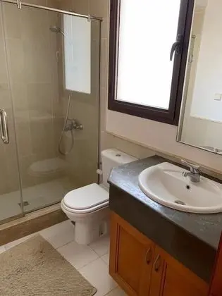 Villa, 5 Yatak Odası, Havuz Manzaralı