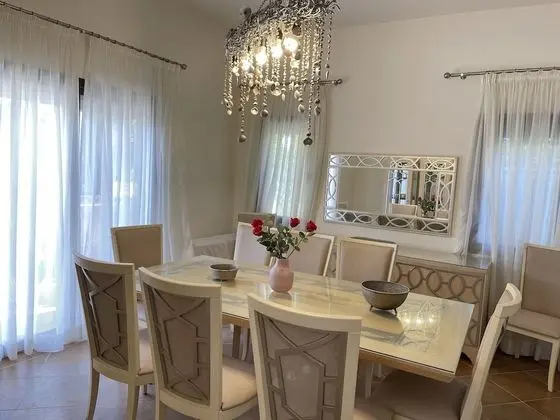 Villa, 5 Yatak Odası