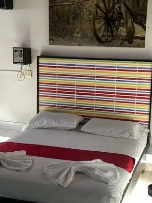 Romantic Tek Büyük Yataklı Oda