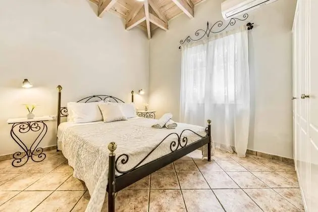 Villa (2 Bedrooms)