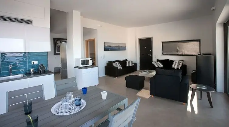 Villa, 6 Yatak Odası, Kişiye Özel Havuzlu, Deniz Manzaralı