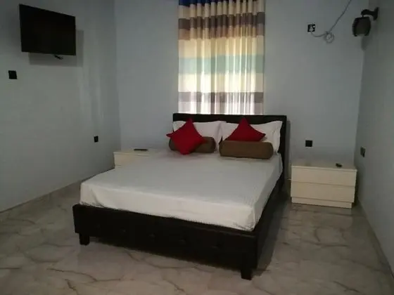 Deluxe Tek Büyük Yataklı Oda