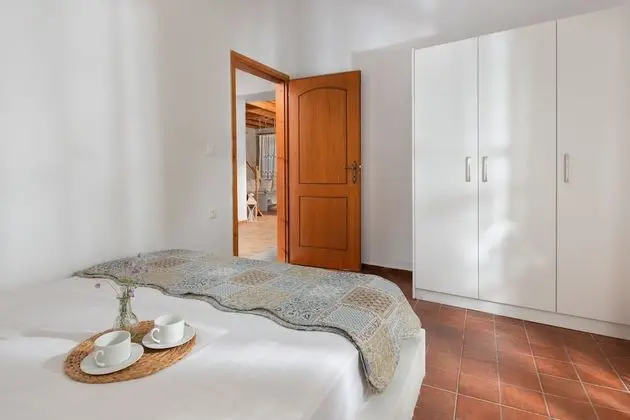 House, 3 Bedrooms, Sea View