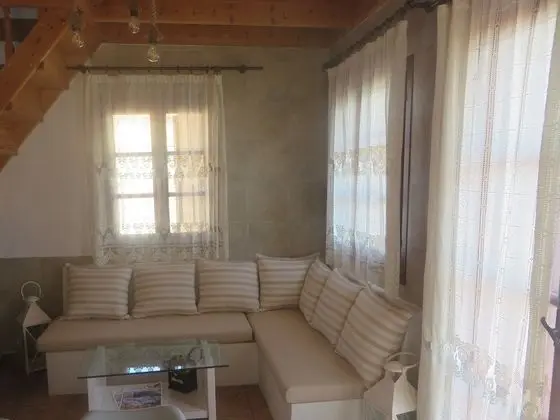 House, 3 Bedrooms, Sea View