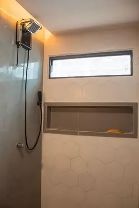 Ev
