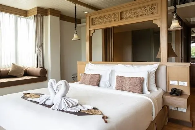 River Suite