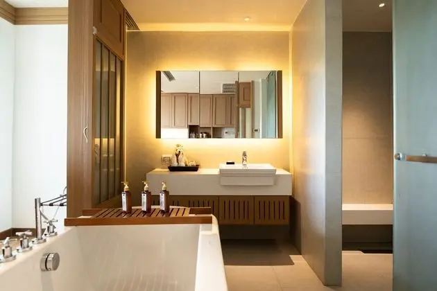River Suite