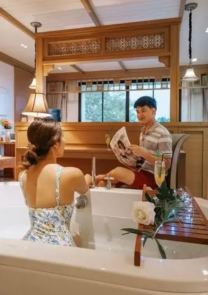 River Suite