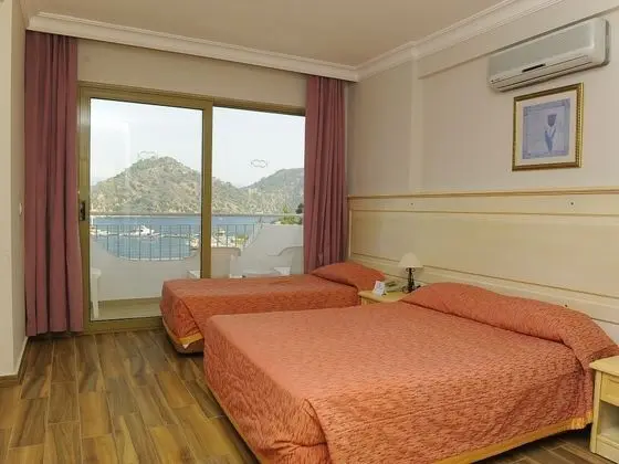 1 Çift ​​kişilik Yatak Land View