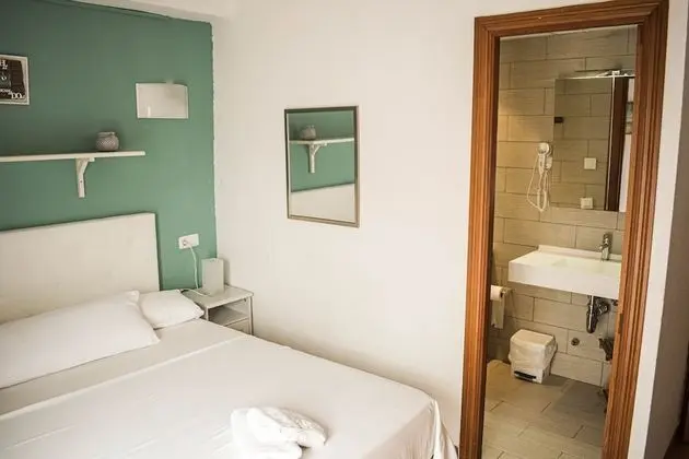 Comfort Tek Büyük Yataklı Oda